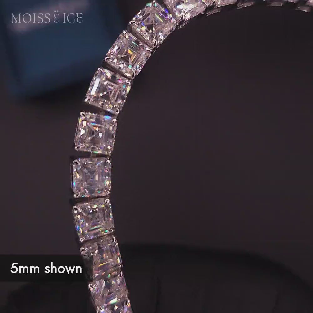 Close up video of a princess cut moissanite tennis chain showing the sparkle and shine, and build quality by Moiss and ice Canada
