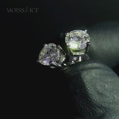Lab-Grown Diamond Stud Earrings Close up Video sparkling.