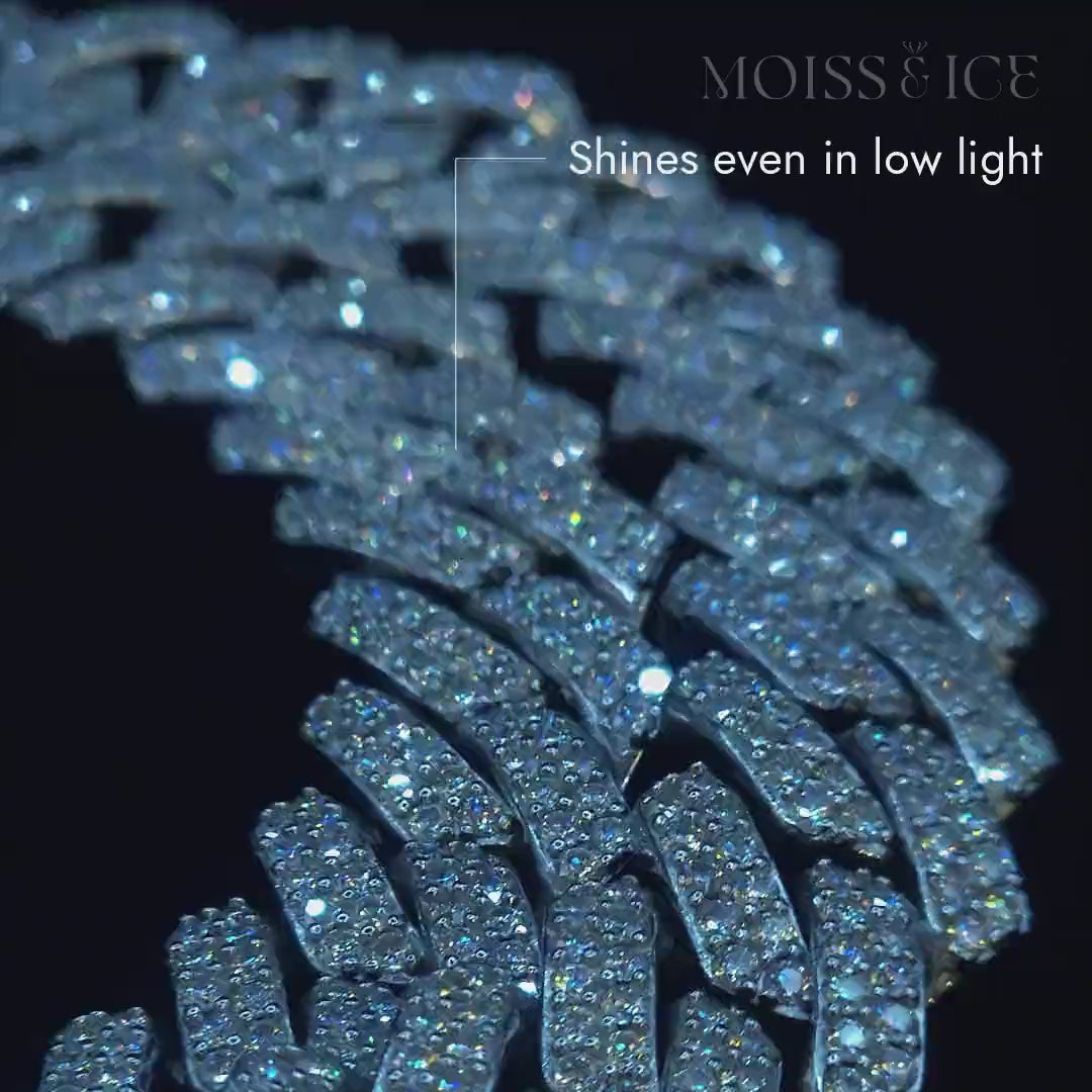 moissanite sparkles even in low light unlike diamonds