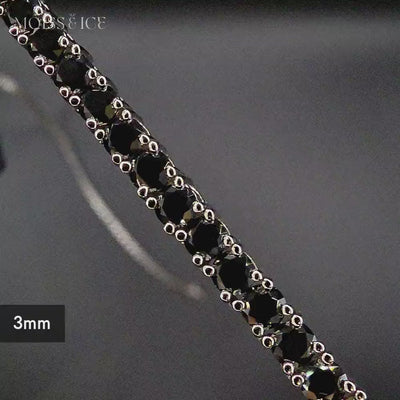 Close up showing 3mm black moissanite tennis details.